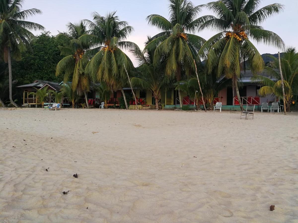 Rainbow Tioman Cottage Kampong Juara Exterior photo