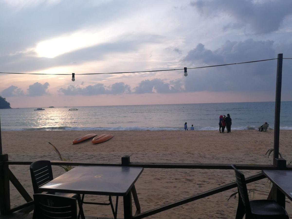 Rainbow Tioman Cottage Kampong Juara Exterior photo
