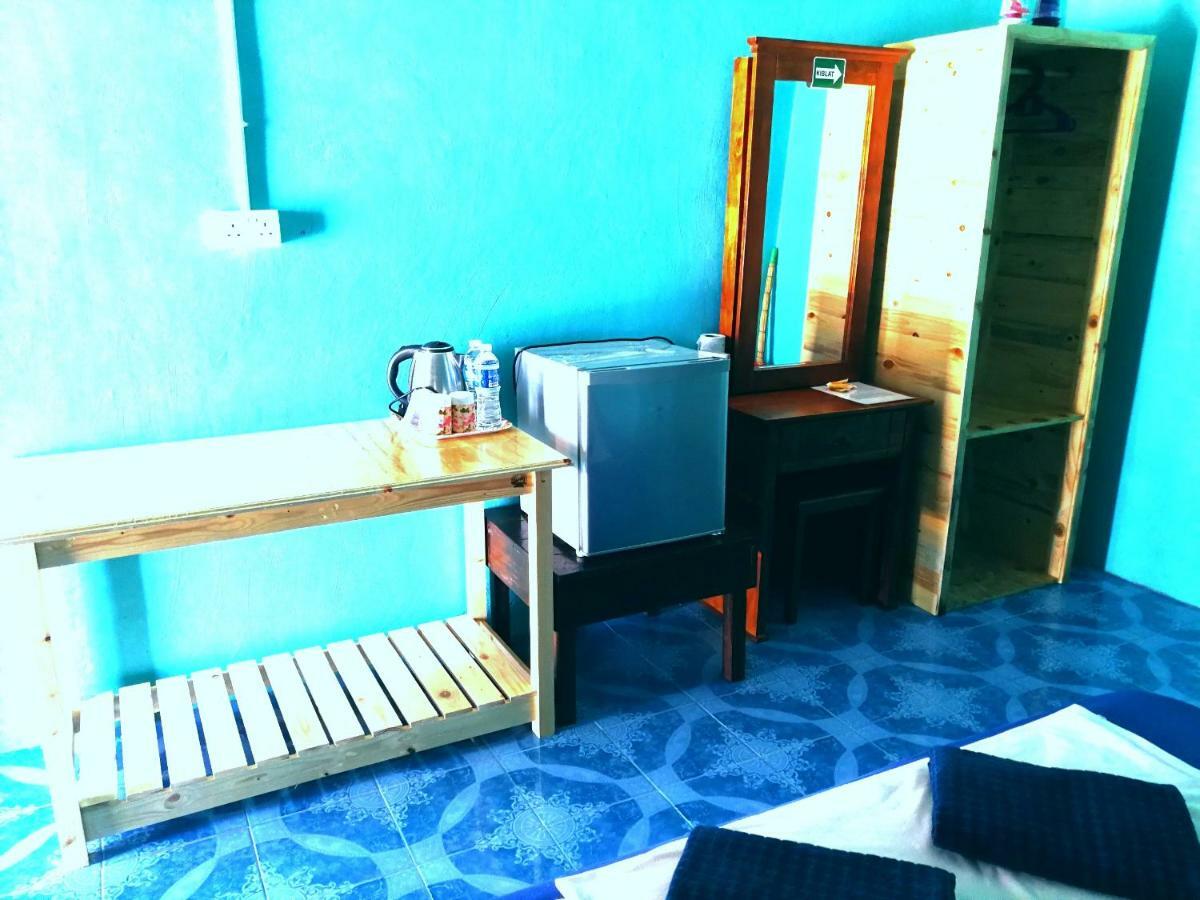 Rainbow Tioman Cottage Kampong Juara Exterior photo