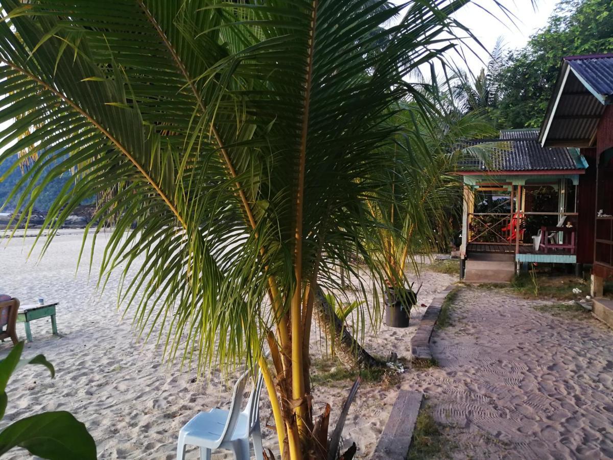 Rainbow Tioman Cottage Kampong Juara Exterior photo