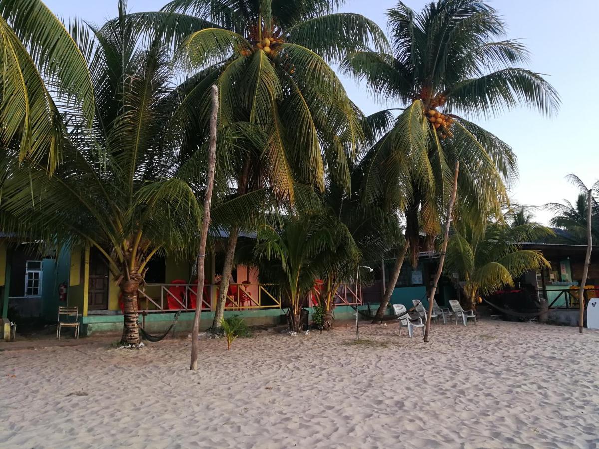Rainbow Tioman Cottage Kampong Juara Exterior photo